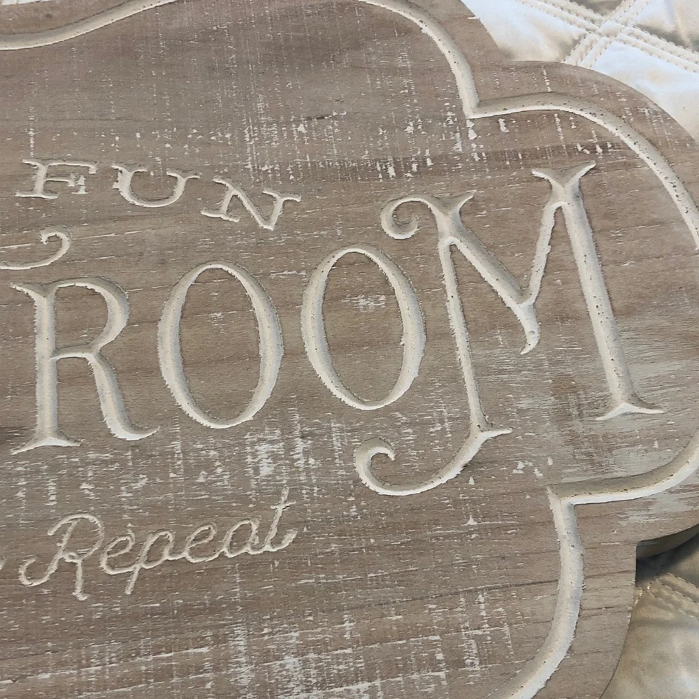 Cottagecore Laundry Room Sign 24”x 15” Carved Letters whitewash Pressed Wood NEW